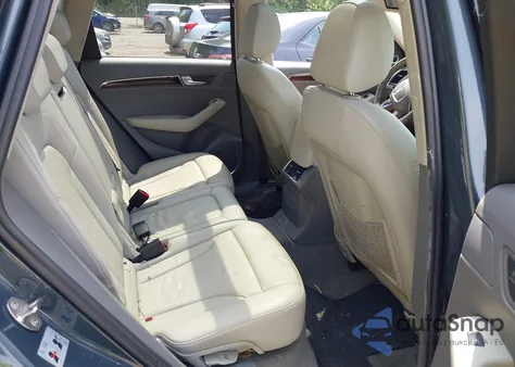 2010 Audi Q5 3.2 Premium из США, поврежденный, VIN WA1LKAFP9AA017080